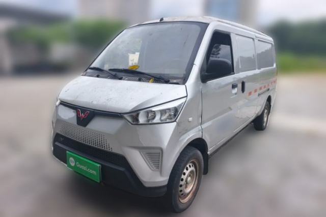 Used Wuling EV50 2022 Affordable Model Anchi with 35.904 kWh