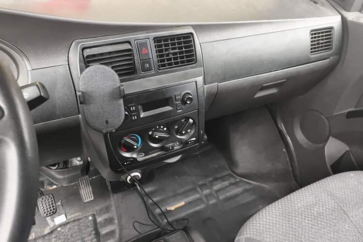 Used Wuling EV50 2022 Affordable Model Anchi with 35.904 kWh Audio And AC Panel