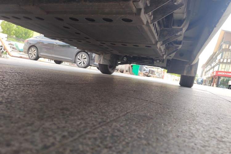 Used Wuling EV50 2022 Edition Premium Model – Guoxuan 40.55 kWh Chassis Rear Right