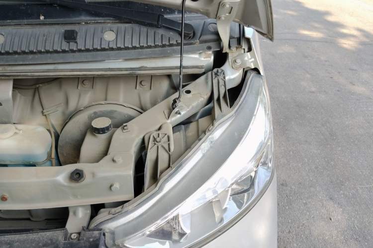 Used Wuling EV50 2022 Edition Premium Model – Guoxuan 40.55 kWh Engine Bay Left