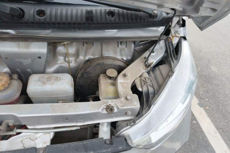 Used Wuling EV50 2022 Affordable Model Anchi with 35.904 kWh Engine Bay Left