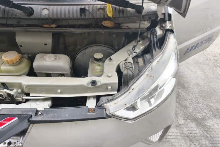 Used Wuling EV50 2022 Affordable Model Anchi with 35.904 kWh Engine Bay Left