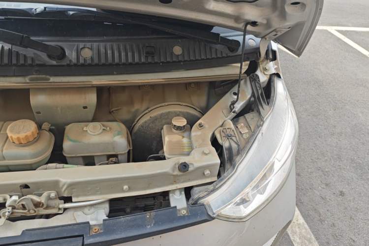 Used Wuling EV50 2022 Affordable Model Anchi with 35.904 kWh Engine Bay Left