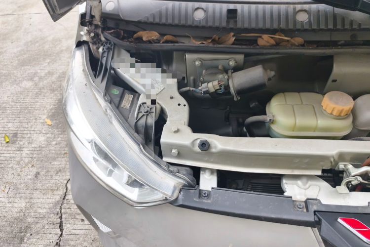Used Wuling EV50 2022 Affordable Model Anchi with 35.904 kWh Engine Bay Right
