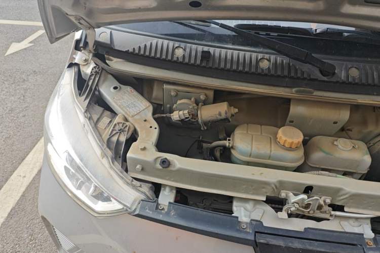 Used Wuling EV50 2022 Affordable Model Anchi with 35.904 kWh Engine Bay Right