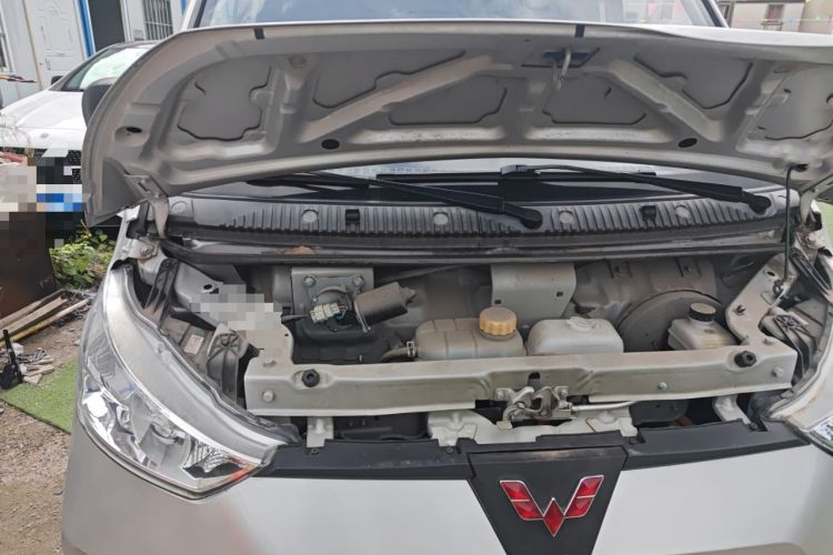Used Wuling EV50 2022 Affordable Model Anchi with 35.904 kWh Engine Bay Right