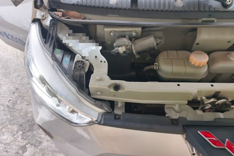 Used Wuling EV50 2022 Affordable Model Anchi with 35.904 kWh Engine Bay Right