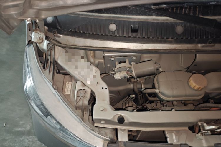 Used Wuling EV50 2022 Affordable Model Anchi with 35.904 kWh Engine Bay Right