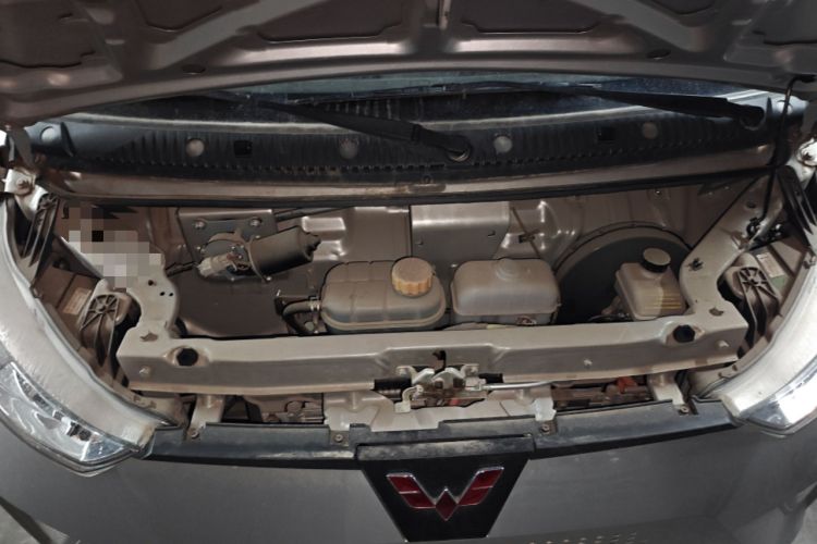 Used Wuling EV50 2022 Affordable Model Anchi with 35.904 kWh Engine Bay