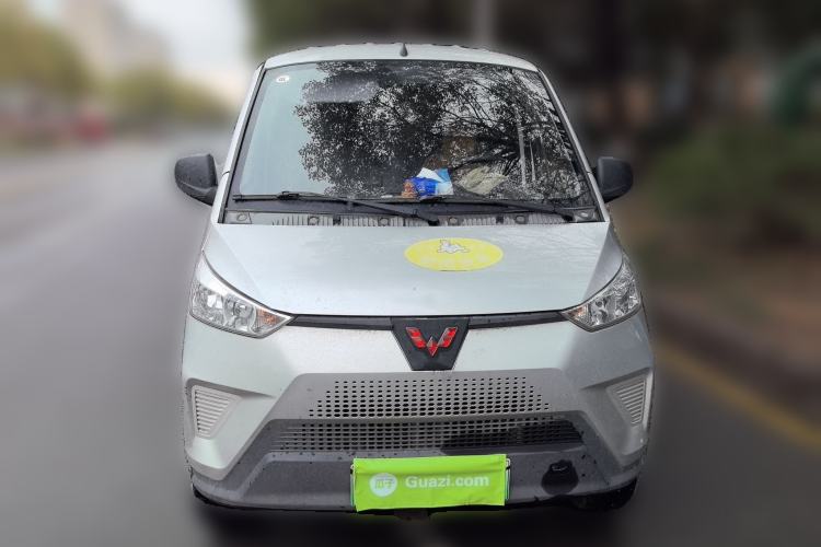 Used Wuling EV50 2022 Affordable Model Anchi with 35.904 kWh Exterior 1