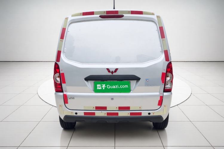 Used Wuling EV50 2022 Affordable Model Anchi with 35.904 kWh Exterior 4