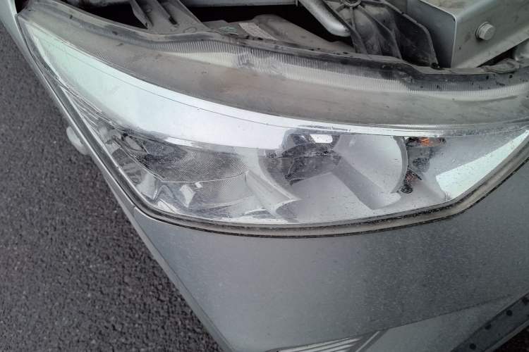 Used Wuling EV50 2022 Affordable Model Anchi with 35.904 kWh Exterior 6