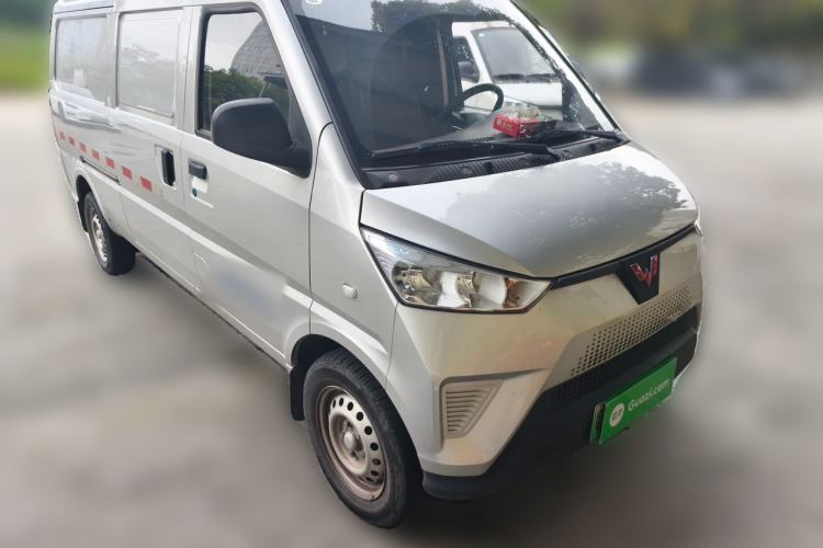 Used Wuling EV50 2022 Affordable Model Anchi with 35.904 kWh Front Right 45 Deg