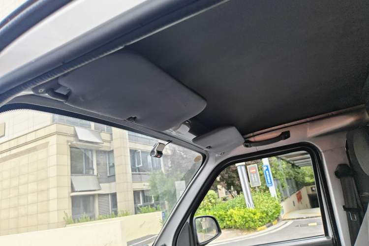 Used Wuling EV50 2022 Affordable Model Anchi with 35.904 kWh Headliner