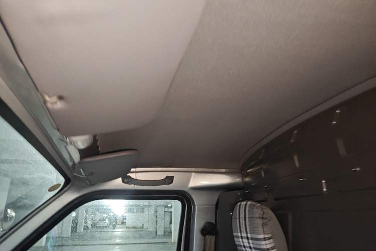 Used Wuling EV50 2022 Affordable Model Anchi with 35.904 kWh Headliner