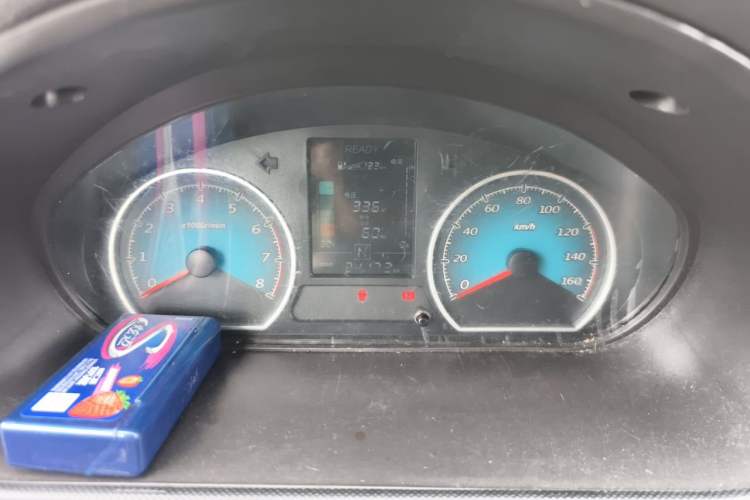 Used Wuling EV50 2022 Affordable Model Anchi with 35.904 kWh Instrument Cluster