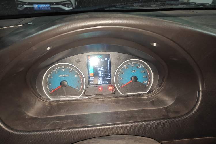 Used Wuling EV50 2022 Affordable Model Anchi with 35.904 kWh Instrument Cluster