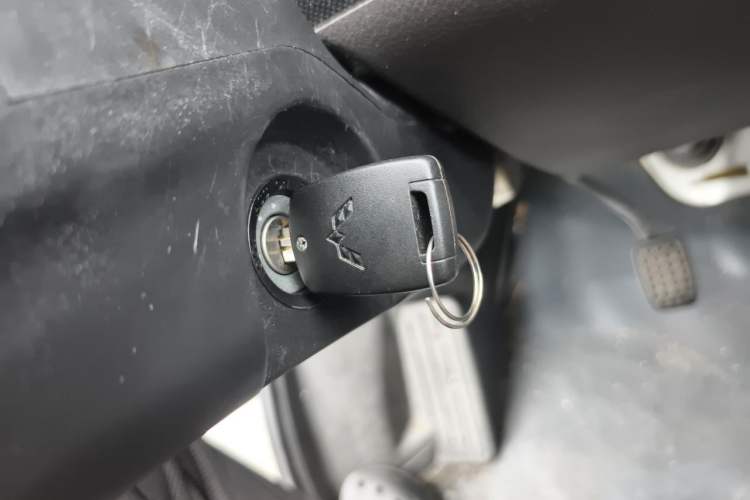 Used Wuling EV50 2022 Affordable Model Anchi with 35.904 kWh Interior 1