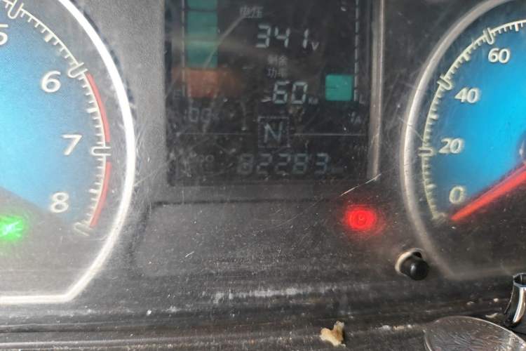 Used Wuling EV50 2022 Affordable Model Anchi with 35.904 kWh Odometer Close Up