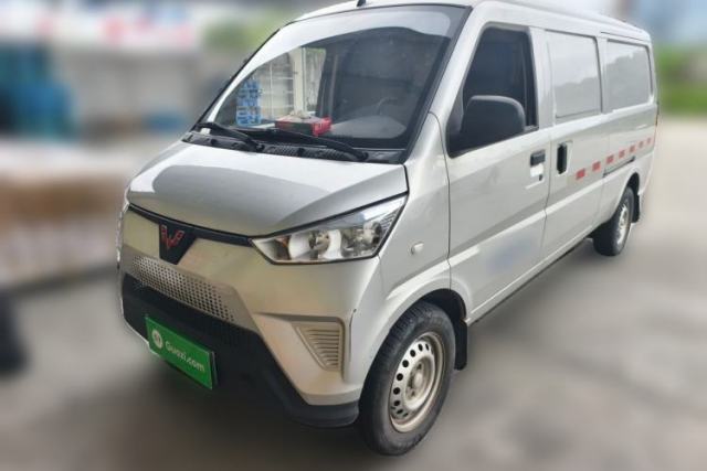 Used Wuling EV50 2022 Affordable Model Anchi with 35.904 kWh