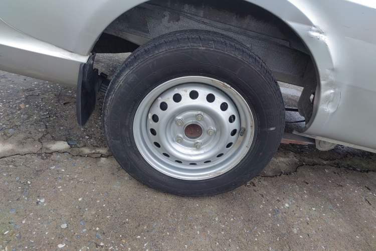 Used Wuling EV50 2023 Ningde Times 38.64 kWh Exterior 8