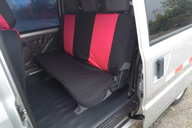 Used Wuling EV50 2023 Ningde Times 38.64 kWh Interior 4