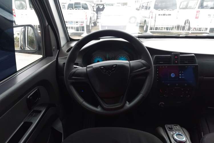Used Wuling EV50 2023 Ningde Times 38.64 kWh Steering Wheel