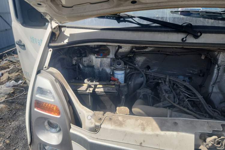 Used Wuling EV80  Engine Bay Right