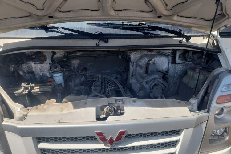 Used Wuling EV80  Engine Bay