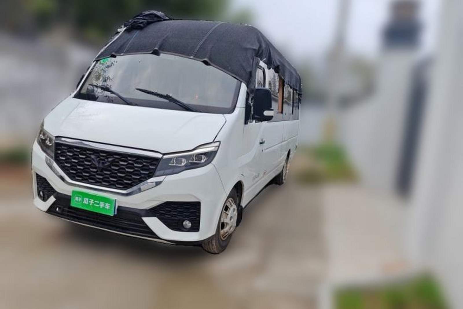 Фото Wuling с площадки