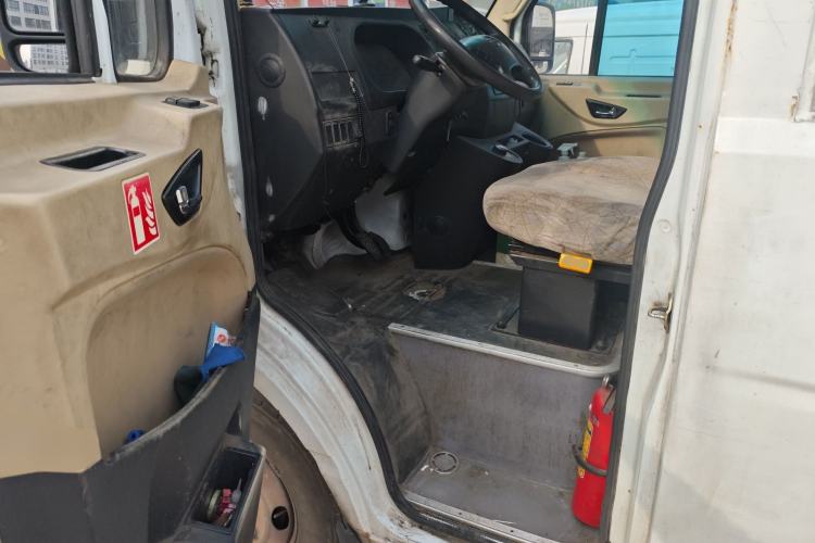 Used Wuling EV80 2022 Closed-Box Cargo Van Driver Seat