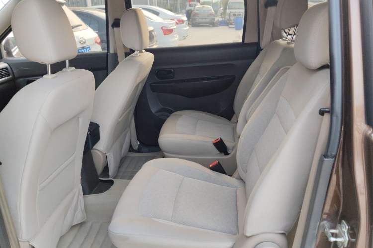 Used Wuling Hongguang 2014 1.5L S Standard Version Left Rear Seat