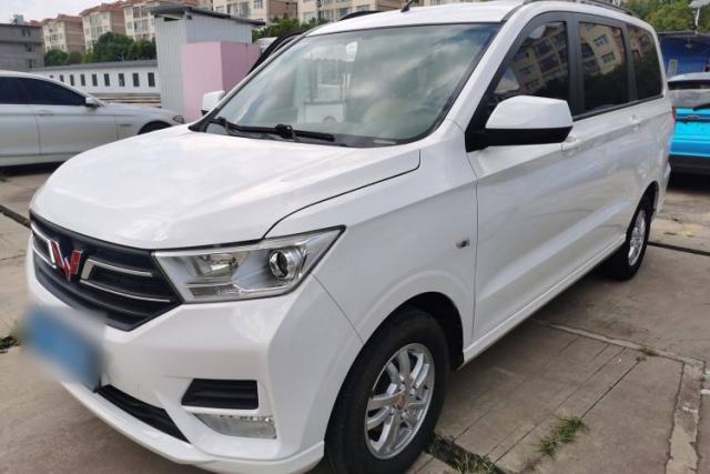 Used Wuling Hongguang 2019 1.5L S Comfort Edition China VI LAR