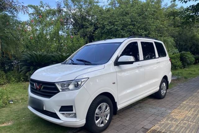 Used Wuling Hongguang 2021 1.5L Revised S Standard Version Hydraulic-Power-Assisted LAR