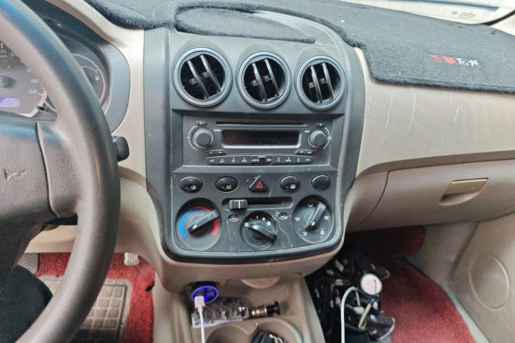 Used Wuling Hongguang 2010 1.4L Comfort Version Audio And AC Panel