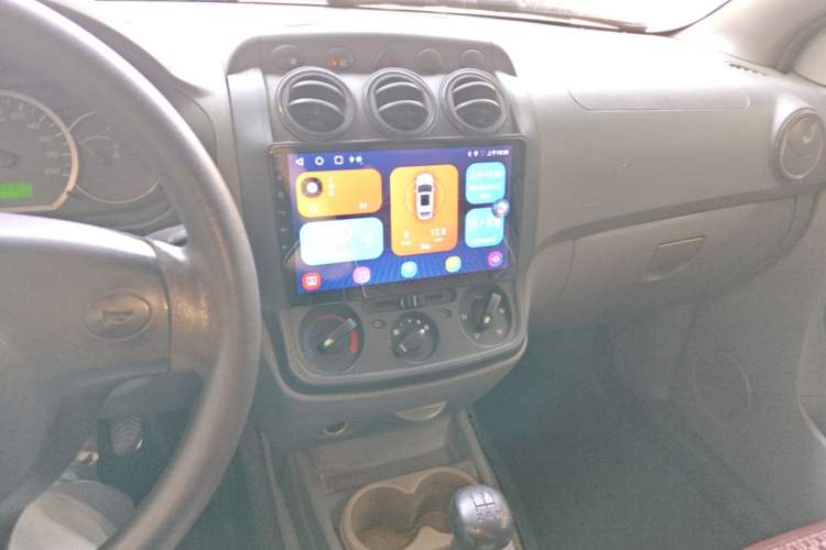 Used Wuling Hongguang 2010 1.2L Base Version China IV Standard Audio And AC Panel