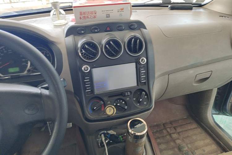 Used Wuling Hongguang 2010 1.2L Standard Version China IV Audio And AC Panel