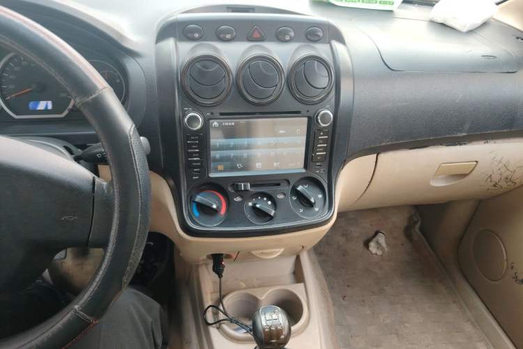 Used Wuling Hongguang 2010 1.4L Luxury Model Audio And AC Panel
