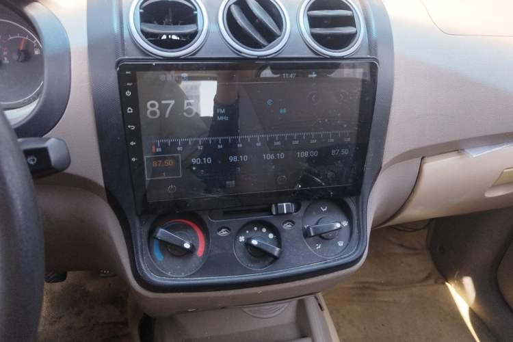 Used Wuling Hongguang 2010 1.2L Standard Version China IV Audio And AC Panel