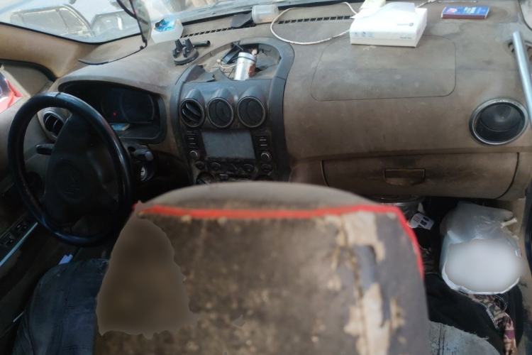 Used Wuling Hongguang 2010 1.2L Comfort Edition China IV Center Console