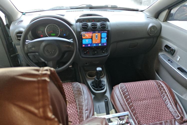 Used Wuling Hongguang 2010 1.2L Base Version China IV Standard Center Console