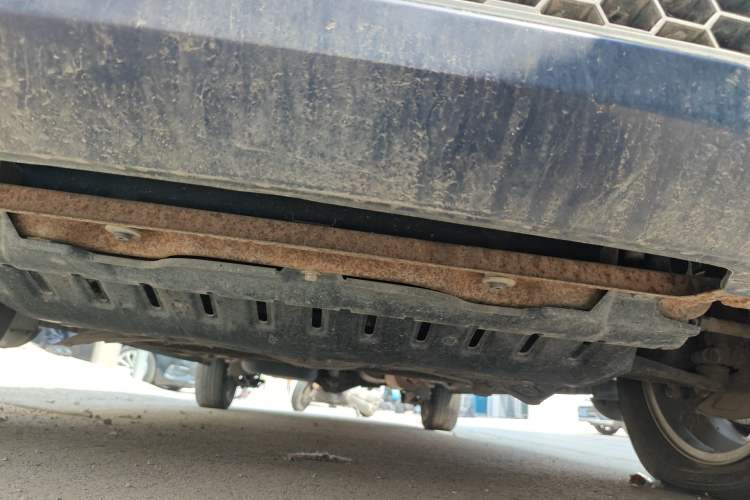 Used Wuling Hongguang 2010 1.2L Standard Version China IV Chassis Front