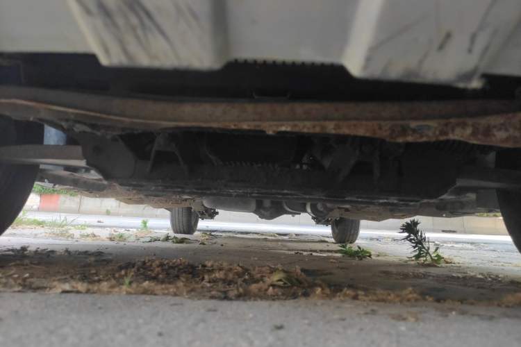 Used Wuling Hongguang 2010 1.4L Standard Version Chassis Front