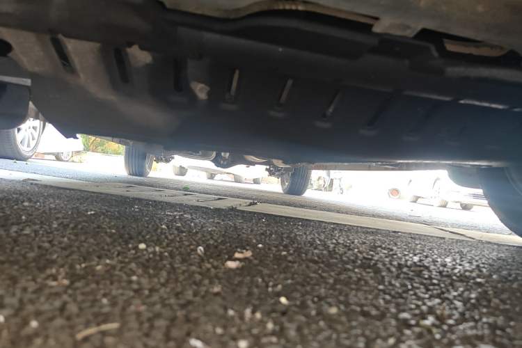 Used Wuling Hongguang 2010 1.4L Luxury Model Chassis Front