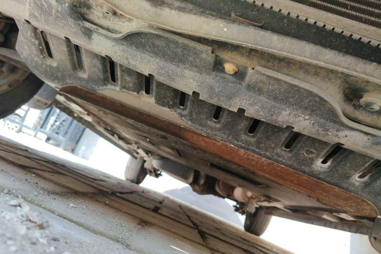 Used Wuling Hongguang 2010 1.4L Luxury Model Chassis Front