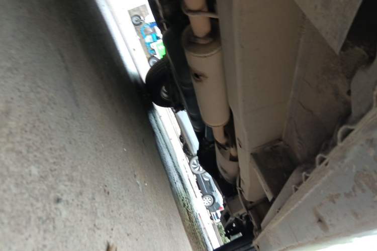 Used Wuling Hongguang 2010 1.4L Standard Version Chassis Front Left