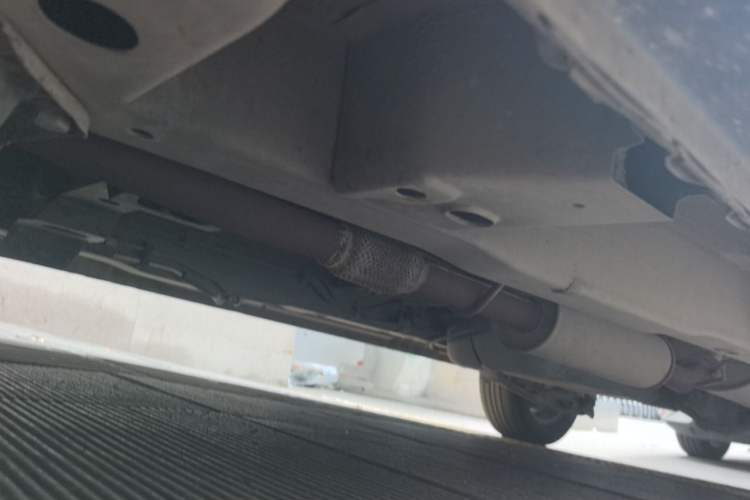 Used Wuling Hongguang 2010 1.2L Standard Version China IV Chassis Front Left