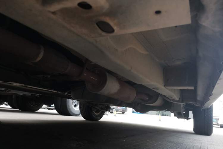 Used Wuling Hongguang 2010 1.4L Luxury Model Chassis Front Left