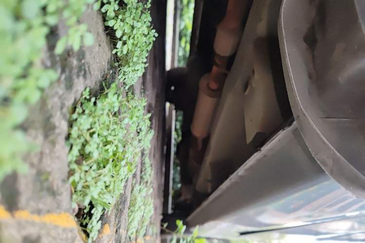 Used Wuling Hongguang 2010 1.4L Luxury Model Chassis Front Left