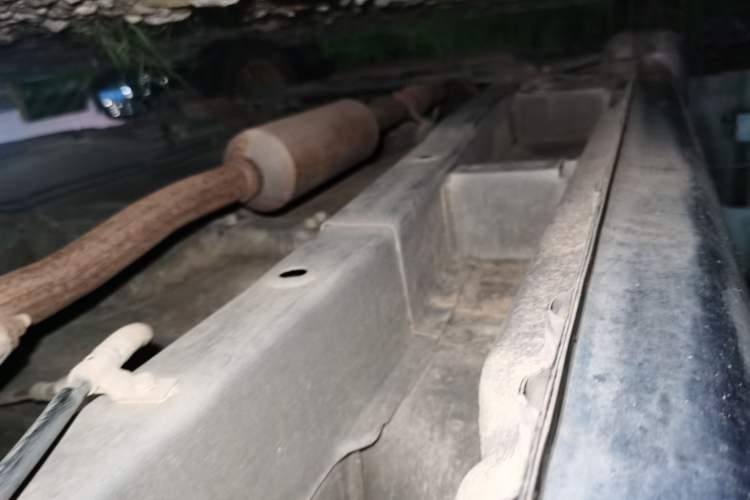 Used Wuling Hongguang 2010 1.4L Comfort Version Chassis Front Left